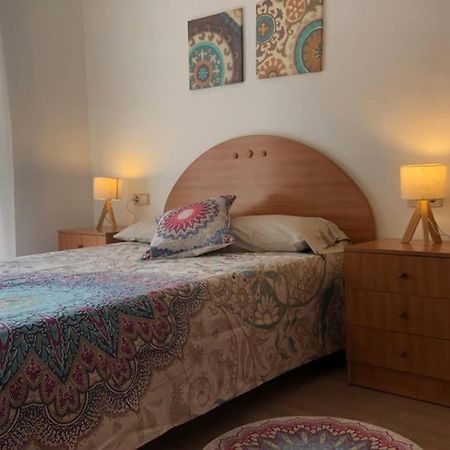 Luminoso Y Acogedor Alojamiento En Sort Apartment Ngoại thất bức ảnh
