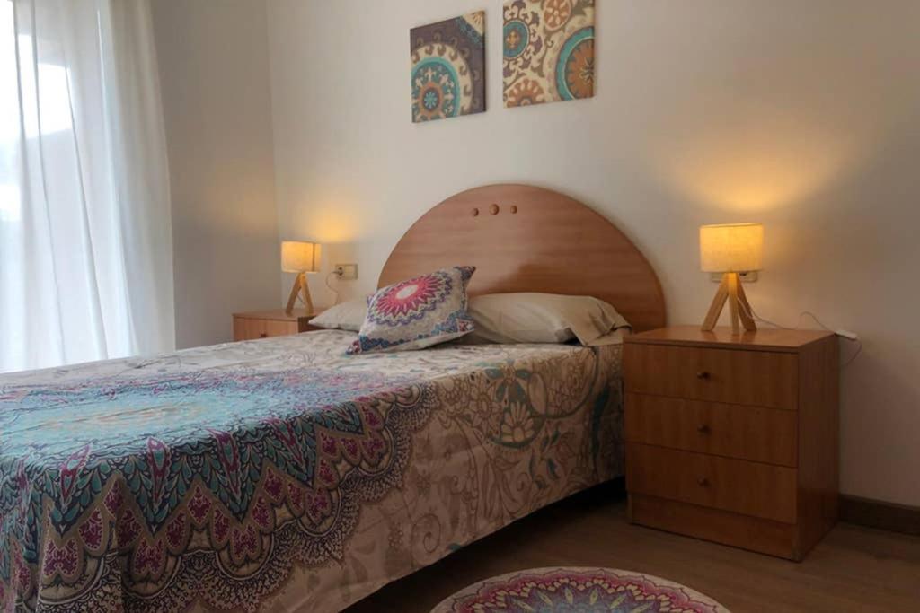 Luminoso Y Acogedor Alojamiento En Sort Apartment Ngoại thất bức ảnh